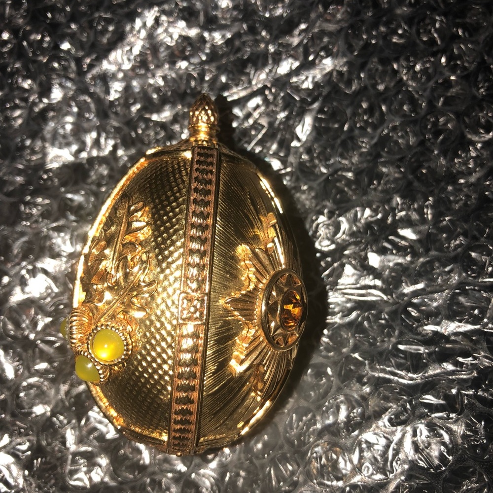 Joan Rivers collection - Picture 2 of 8